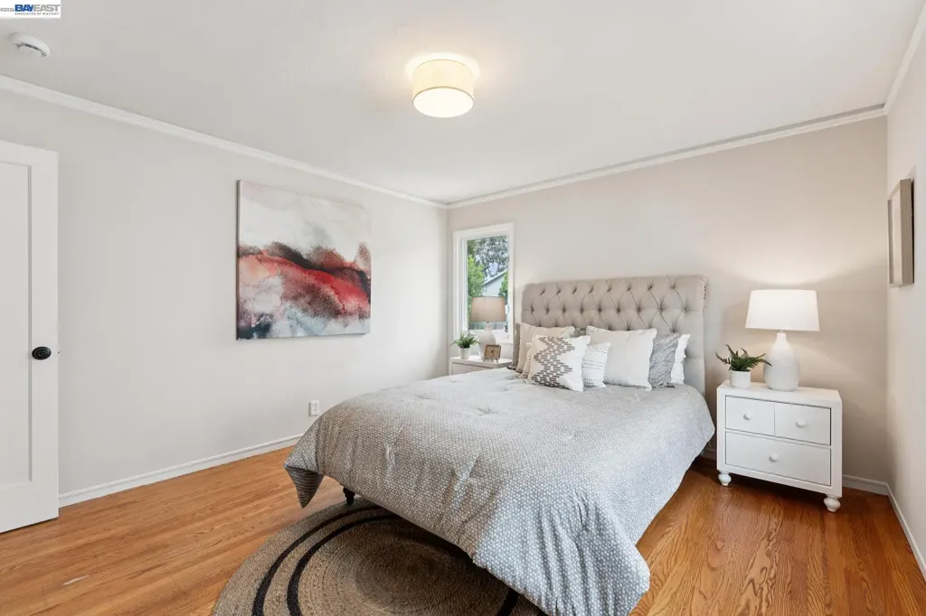 473 Pacific Avenue Alameda CA 94501