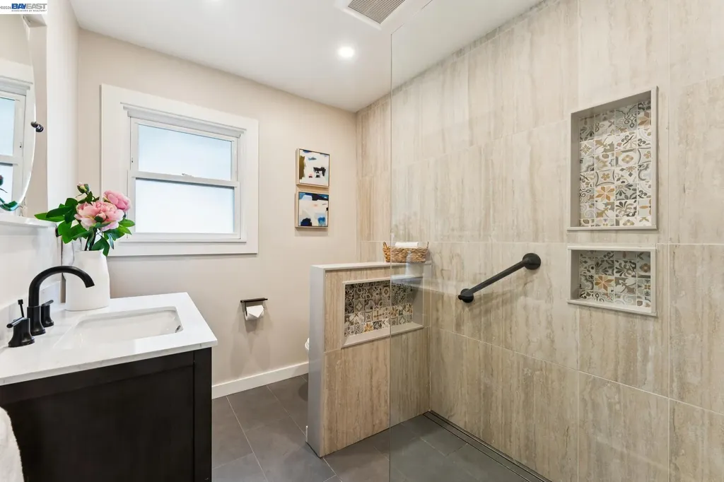 473 Pacific Avenue Alameda CA 94501