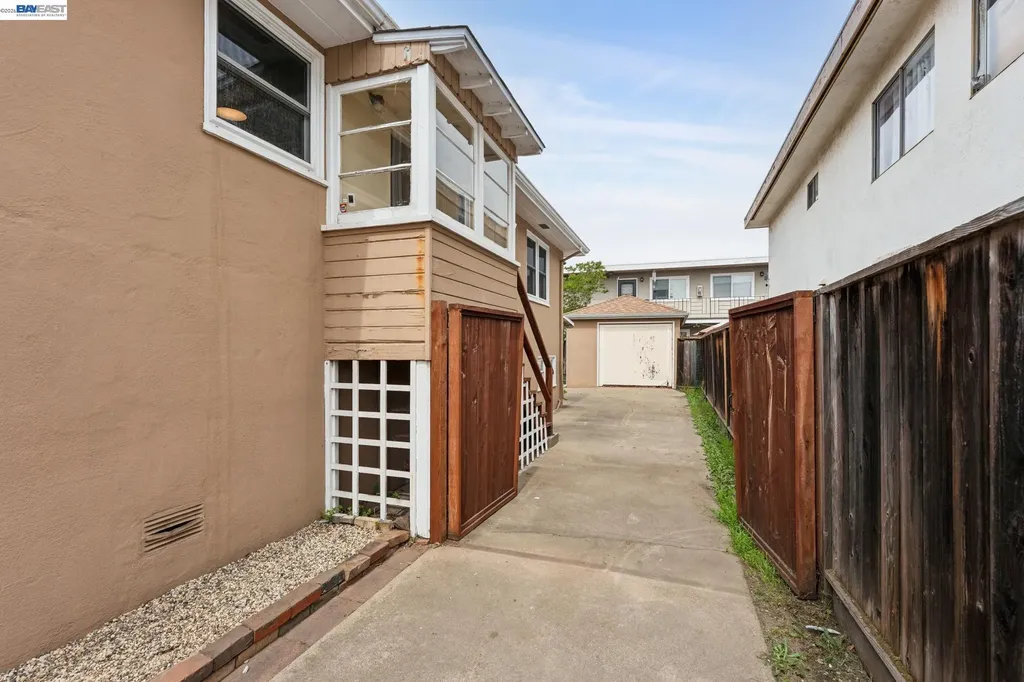 473 Pacific Avenue Alameda CA 94501