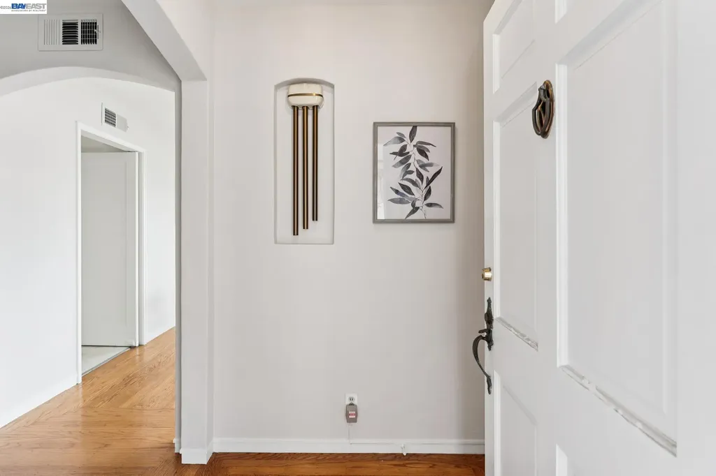 473 Pacific Avenue Alameda CA 94501