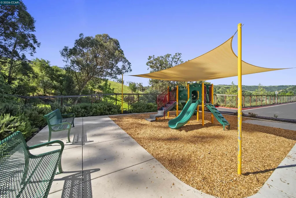 313 Laurel Knoll Drive Martinez CA 94553