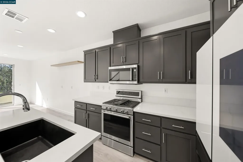313 Laurel Knoll Drive Martinez CA 94553