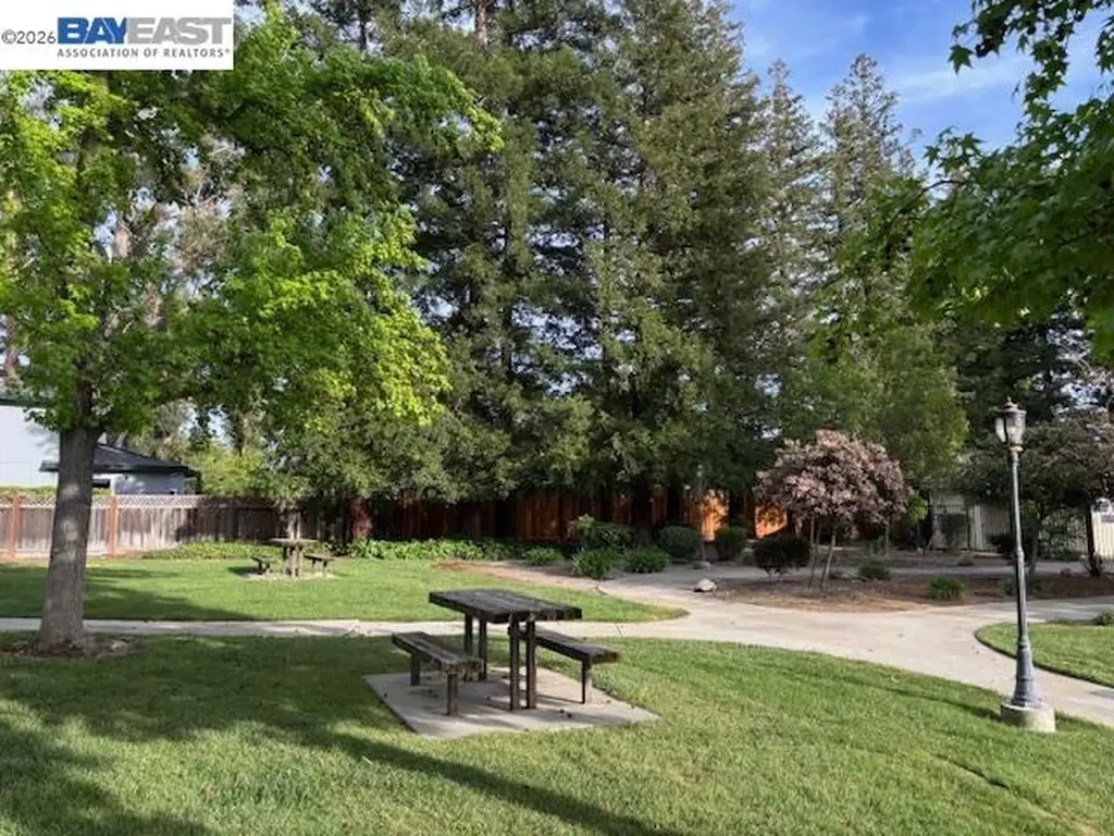2513 Chateau Way Livermore CA 94550