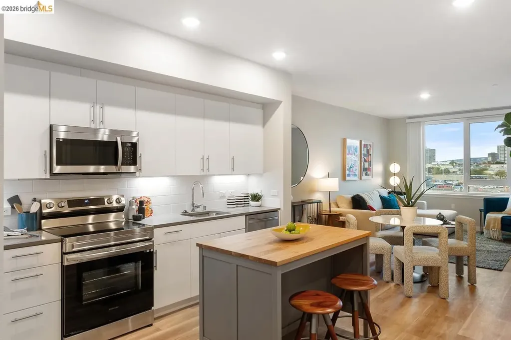 260 Brooklyn Basin Way Oakland CA 94606