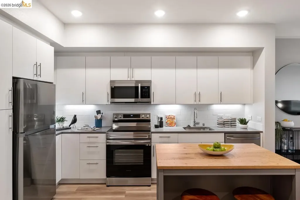 260 Brooklyn Basin Way Oakland CA 94606