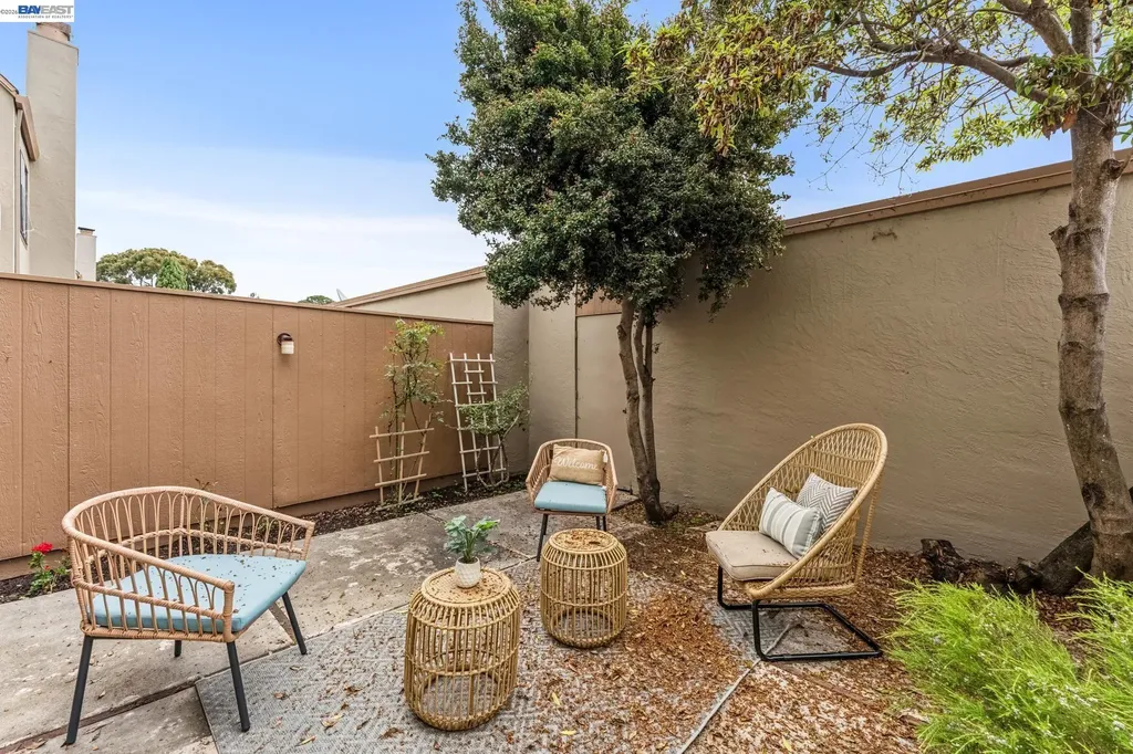1130 Fontana Drive Alameda CA 94502