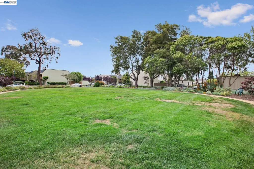 1130 Fontana Drive Alameda CA 94502
