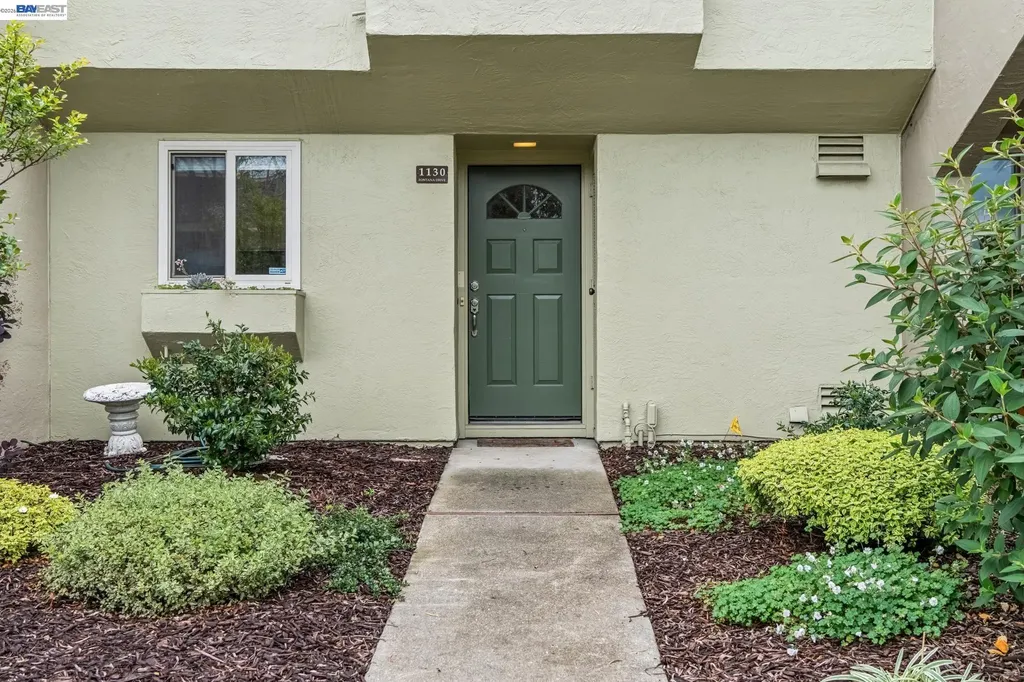 1130 Fontana Drive Alameda CA 94502