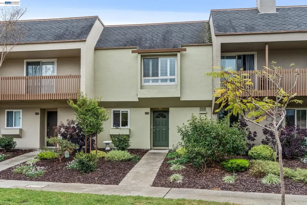 1130 Fontana Drive Alameda CA 94502