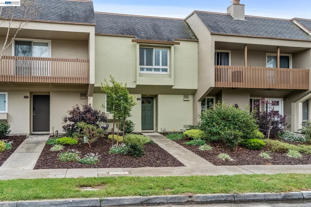 1130 Fontana Drive Alameda CA 94502
