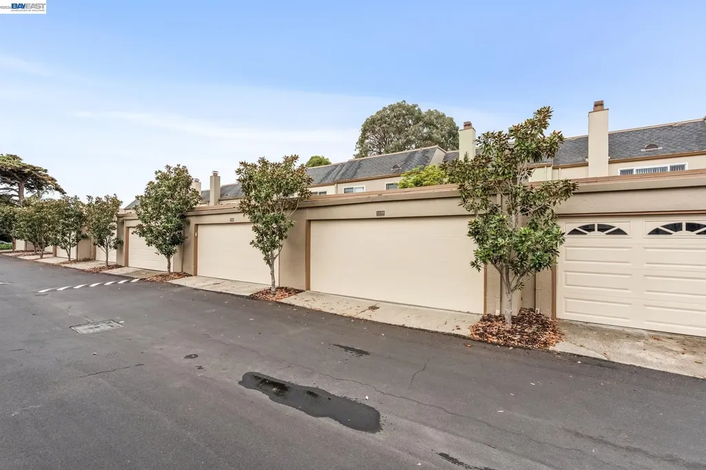 1130 Fontana Drive Alameda CA 94502