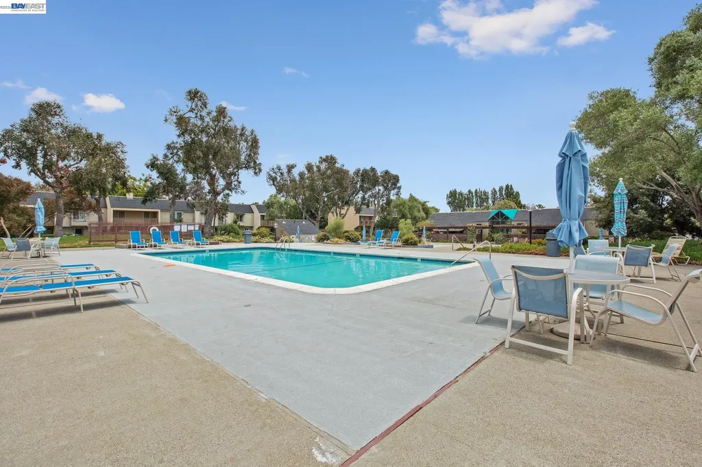 1130 Fontana Drive Alameda CA 94502