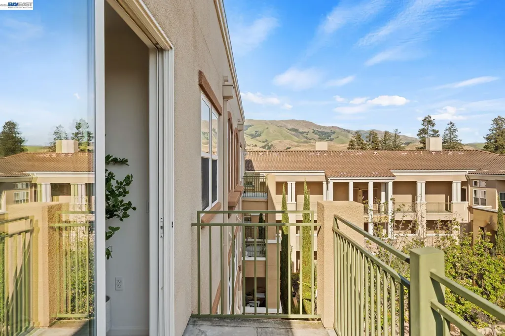 49002 Cinnamon Ferm Common Fremont CA 94539
