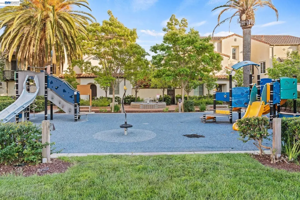 49002 Cinnamon Ferm Common Fremont CA 94539