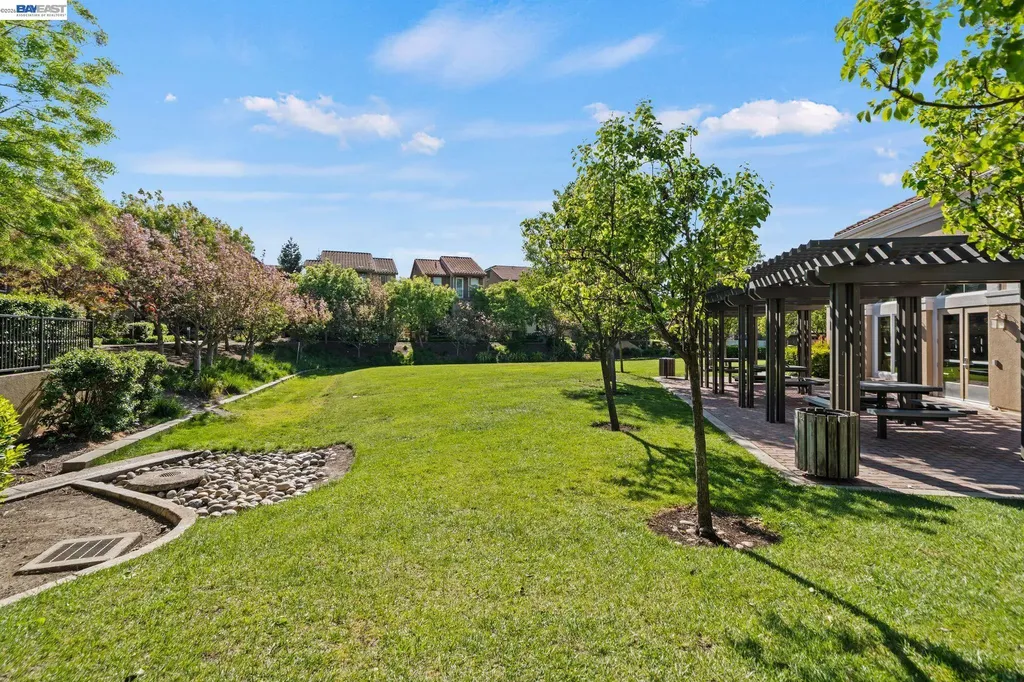 49002 Cinnamon Ferm Common Fremont CA 94539