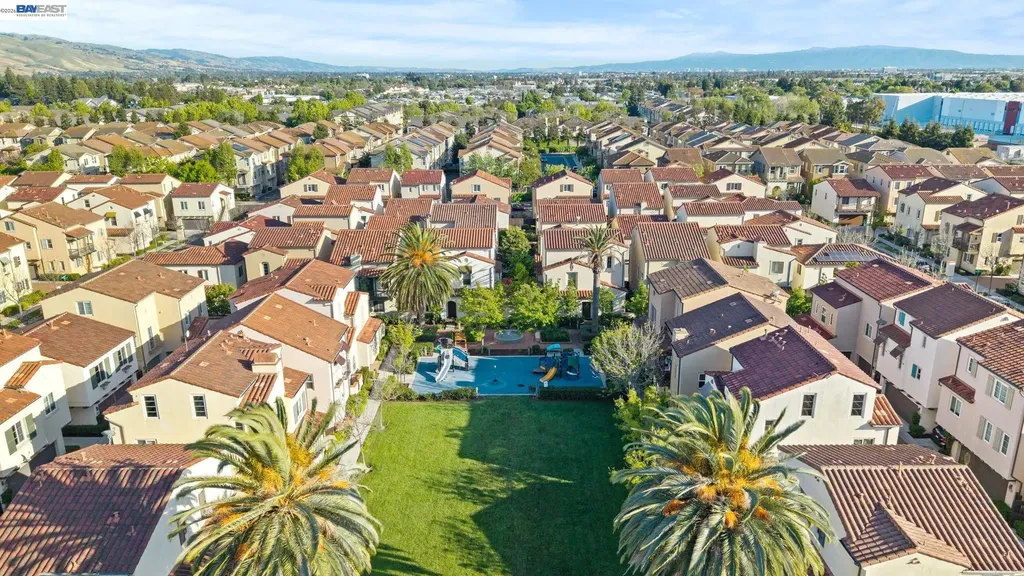 49002 Cinnamon Ferm Common Fremont CA 94539