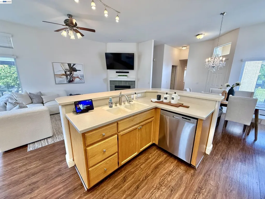 30 Gala Lane Brentwood CA 94513