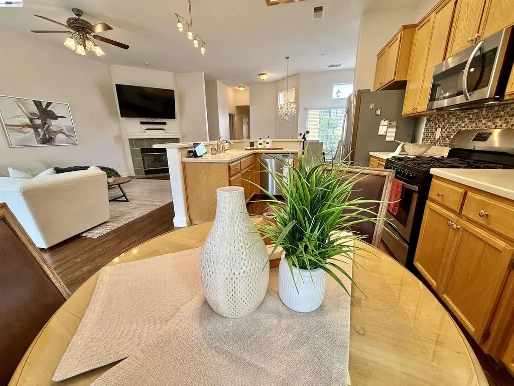 30 Gala Lane Brentwood CA 94513