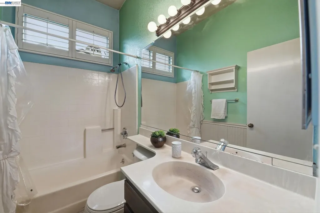 5246 Tacoma Common Fremont CA 94555