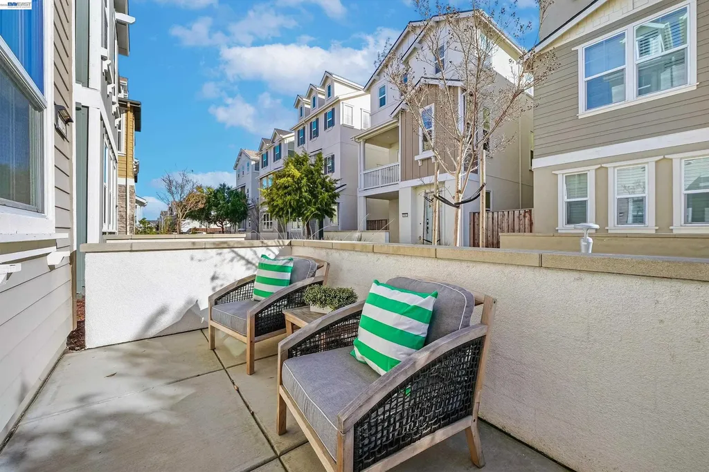 37645 Bay Crest Road Newark CA 94560