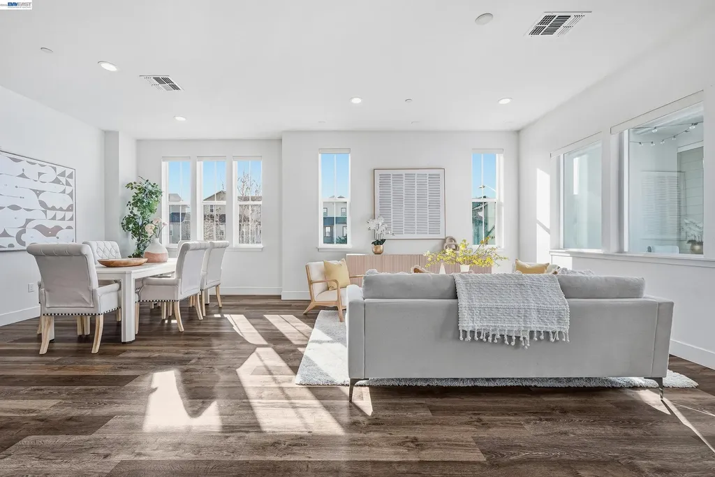37645 Bay Crest Road Newark CA 94560