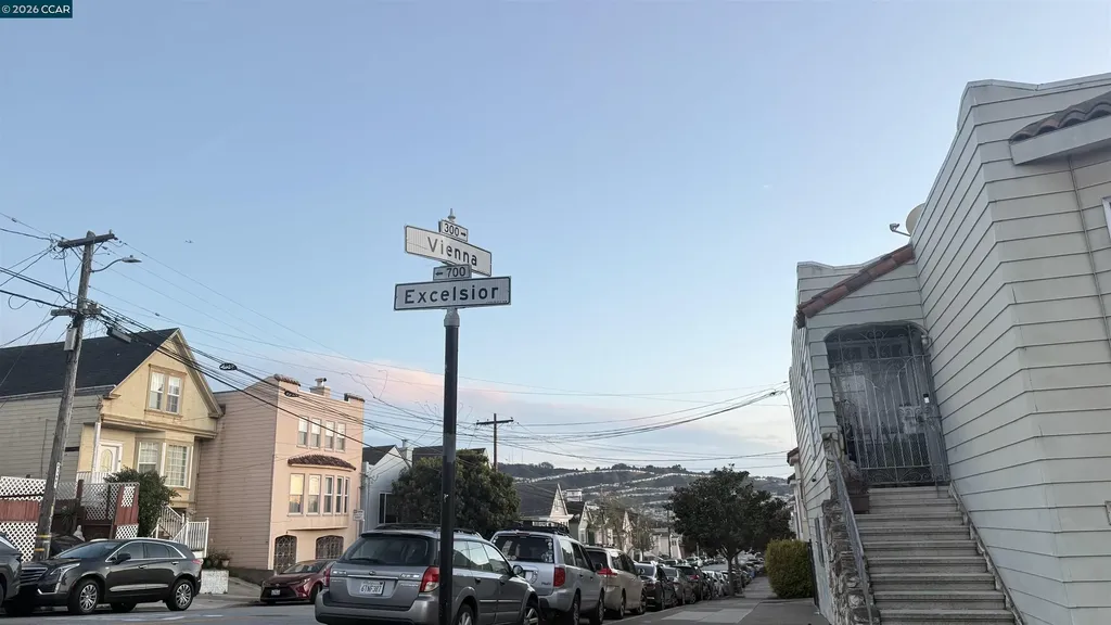 411 Vienna Street San Francisco CA 94112