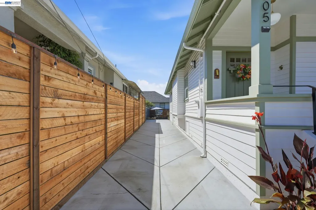 5605 16th Street Oakland CA 94621