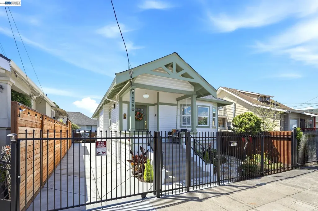 5605 16th Street Oakland CA 94621