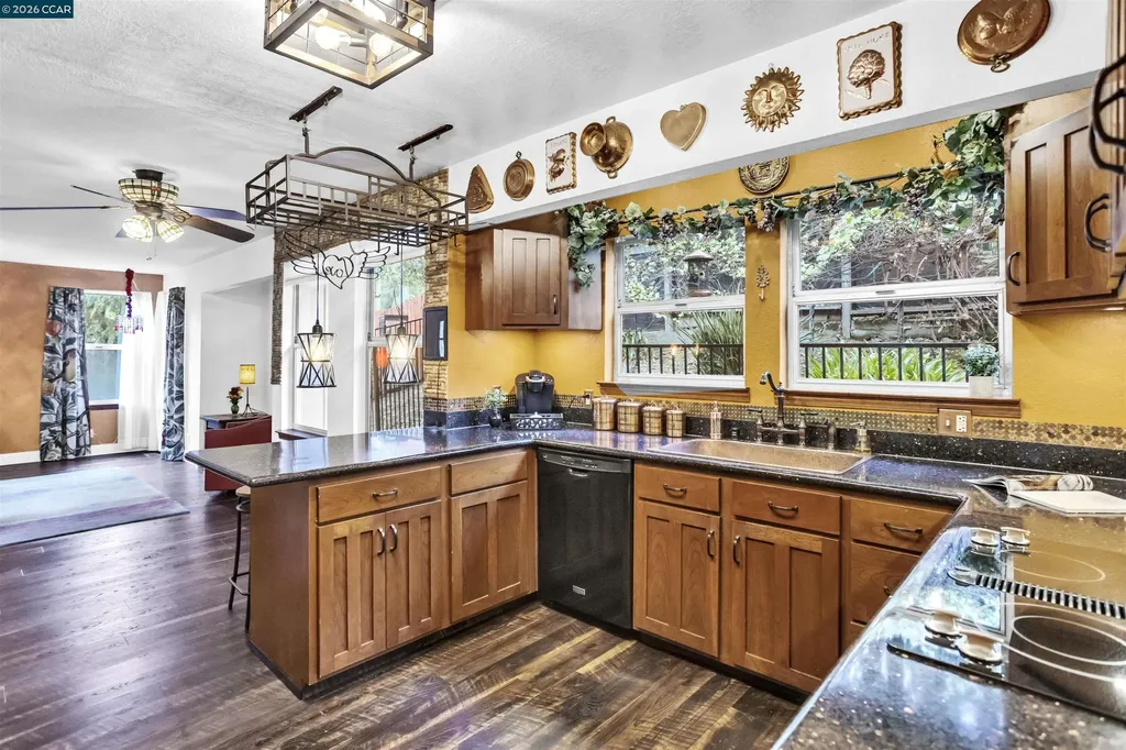 5260 A Sunset Drive El Sobrante CA 94803
