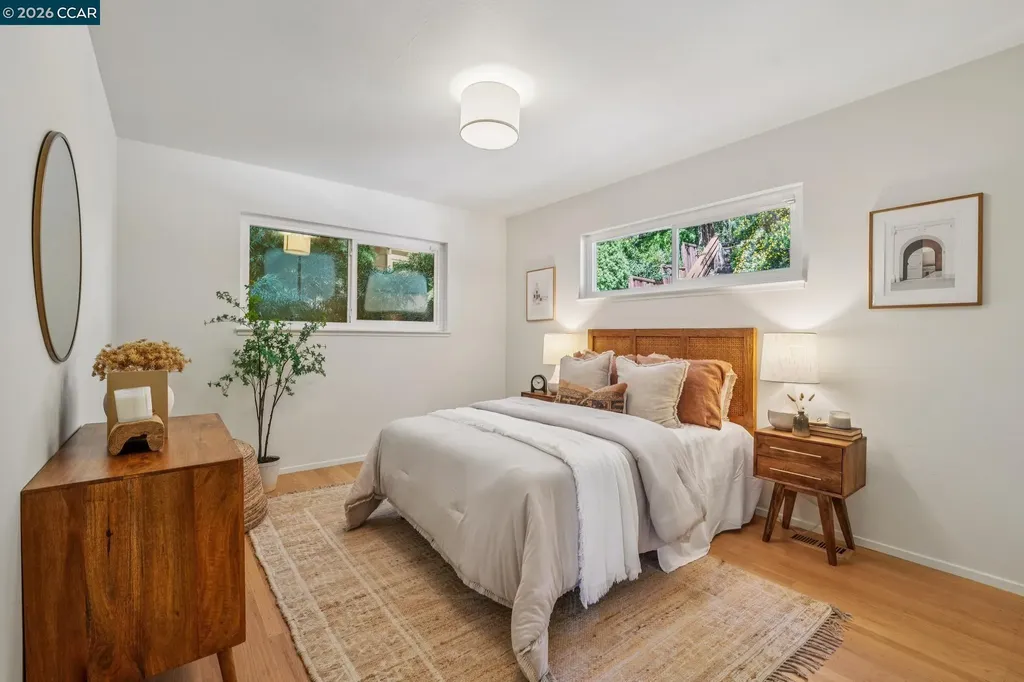 6728 Aitken Drive Oakland CA 94611