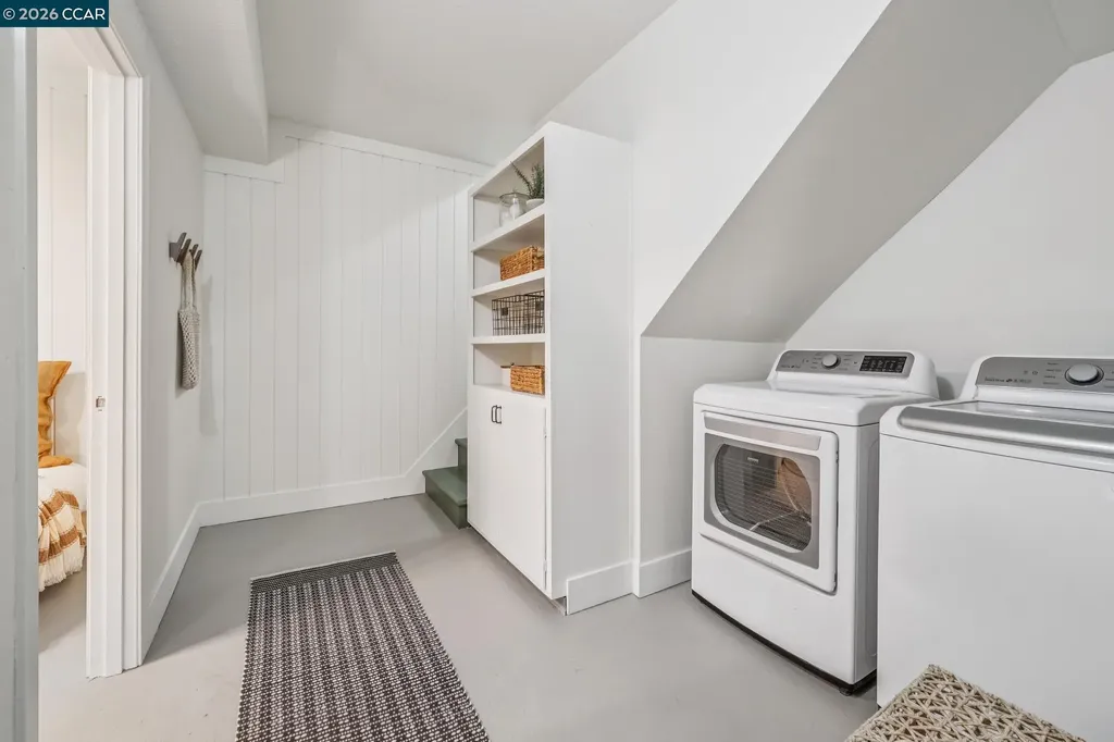 6728 Aitken Drive Oakland CA 94611