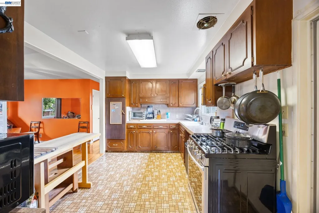 357 Perkins Drive San Lorenzo CA 94541