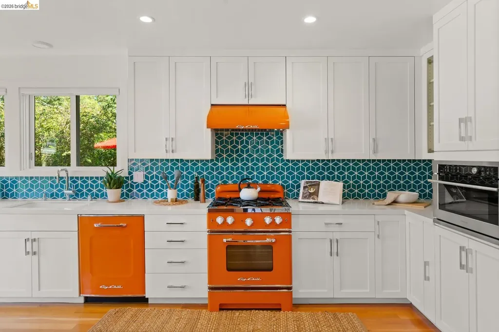 1085 Creston Road Berkeley CA 94708