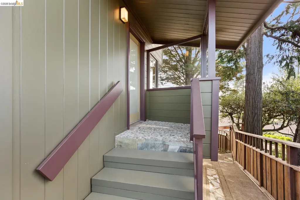 1085 Creston Road Berkeley CA 94708