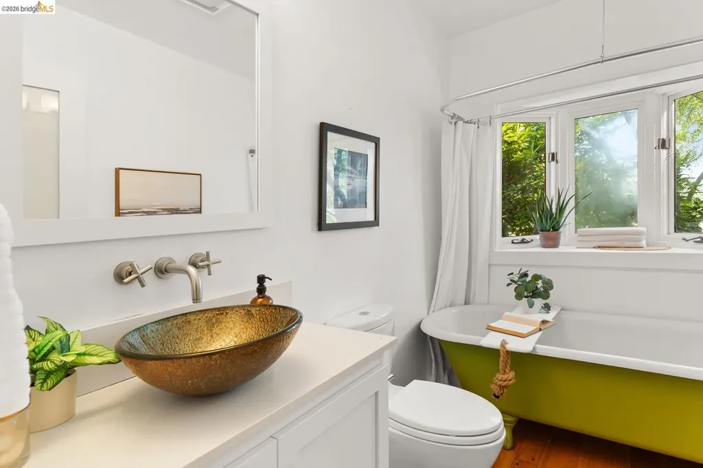 1085 Creston Road Berkeley CA 94708