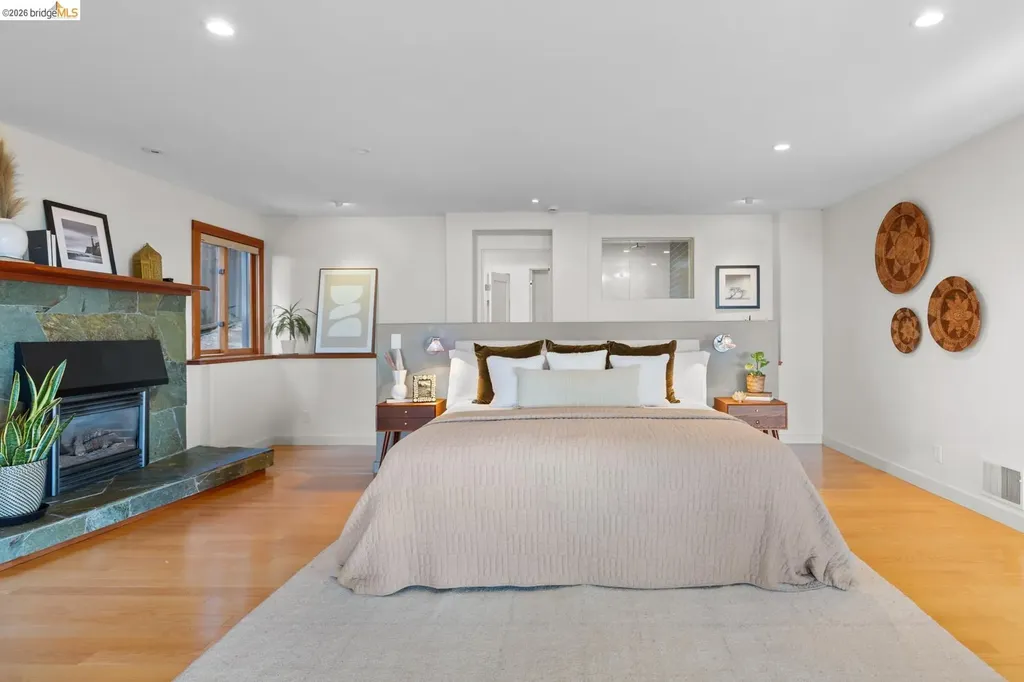 1085 Creston Road Berkeley CA 94708