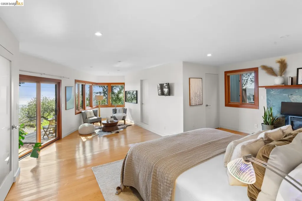 1085 Creston Road Berkeley CA 94708