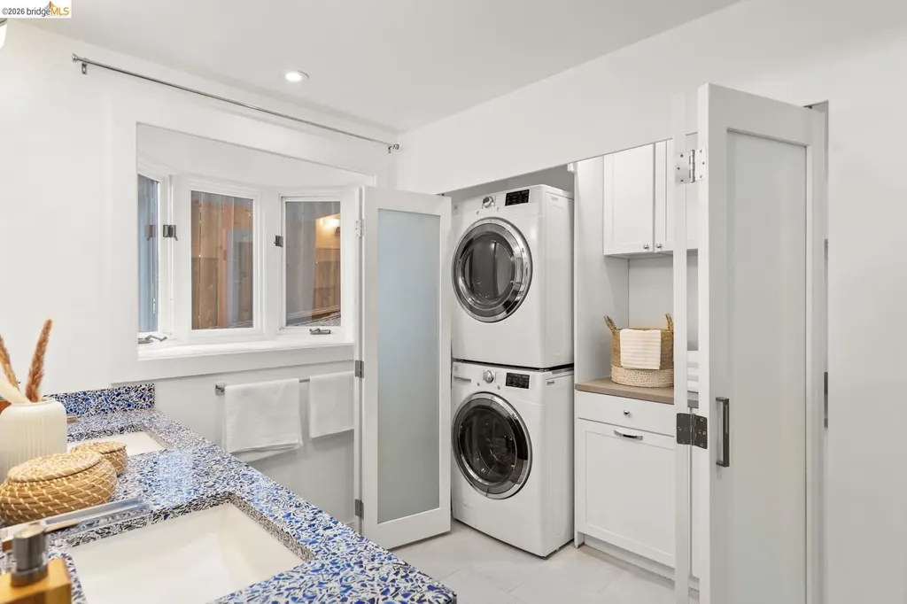 1085 Creston Road Berkeley CA 94708