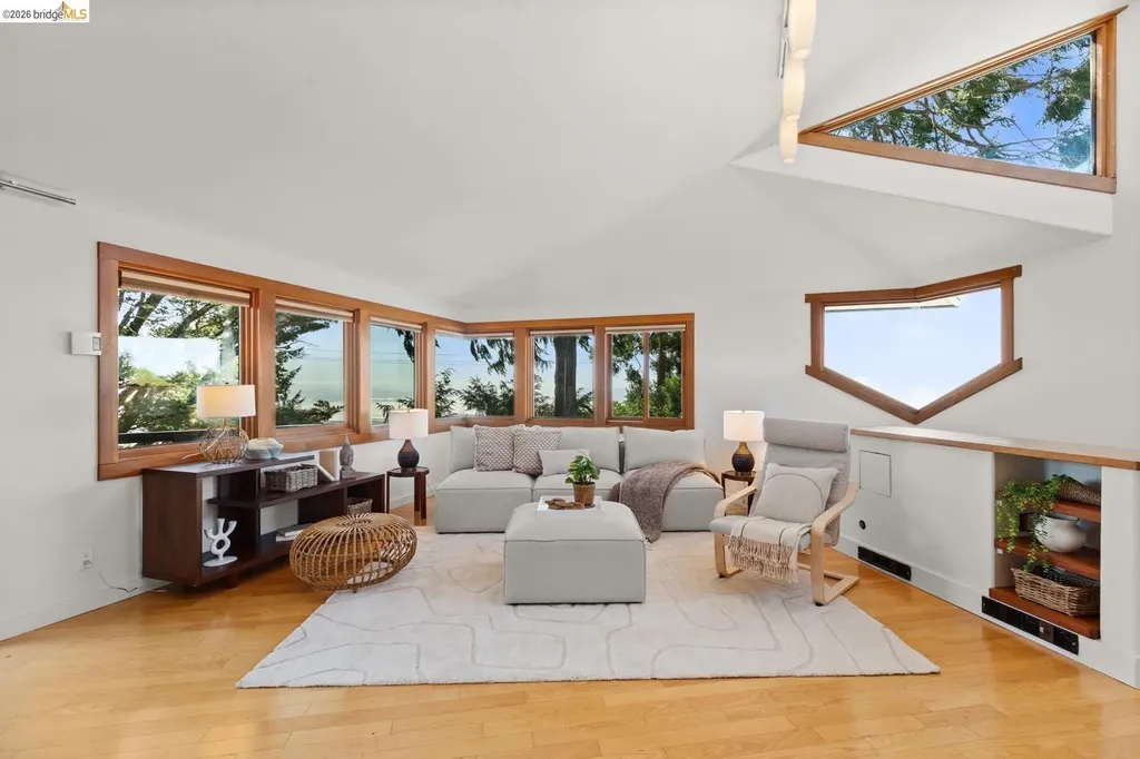 1085 Creston Road Berkeley CA 94708