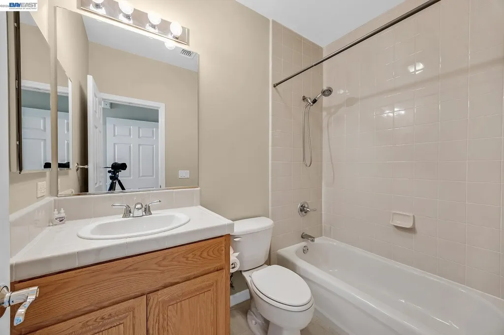 3275 Dublin Boulevard Dublin CA 94568