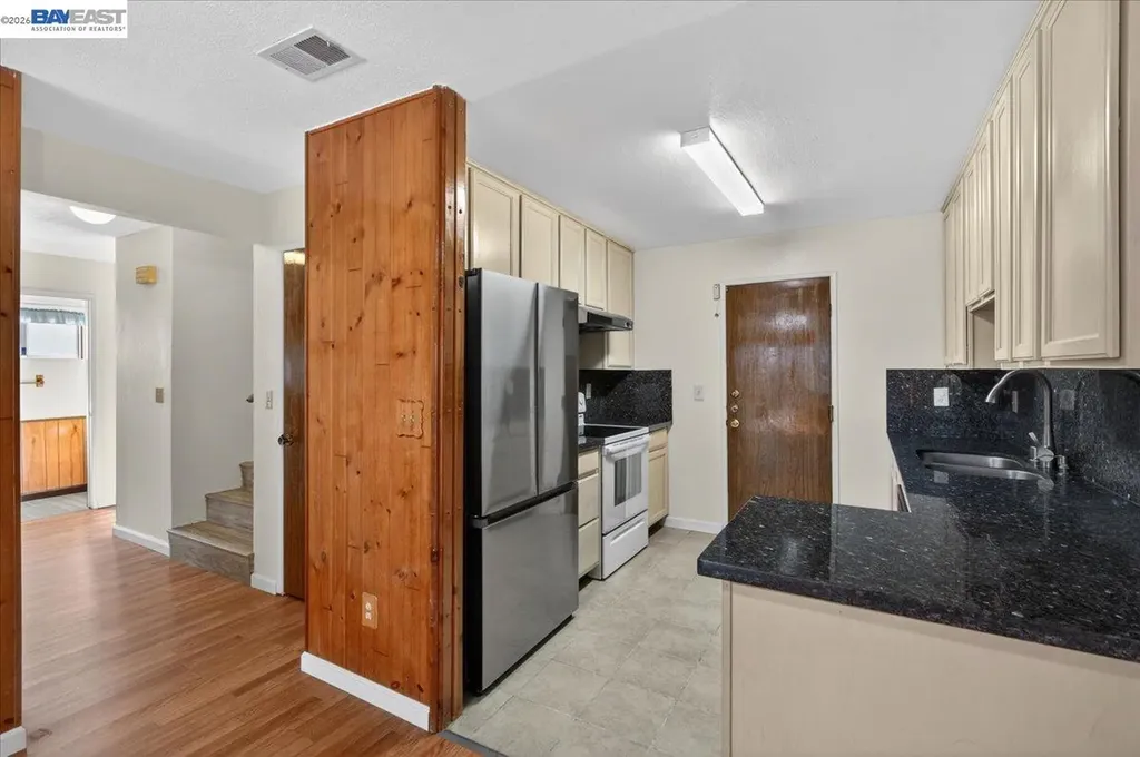 8373 Locust Place Dublin CA 94568