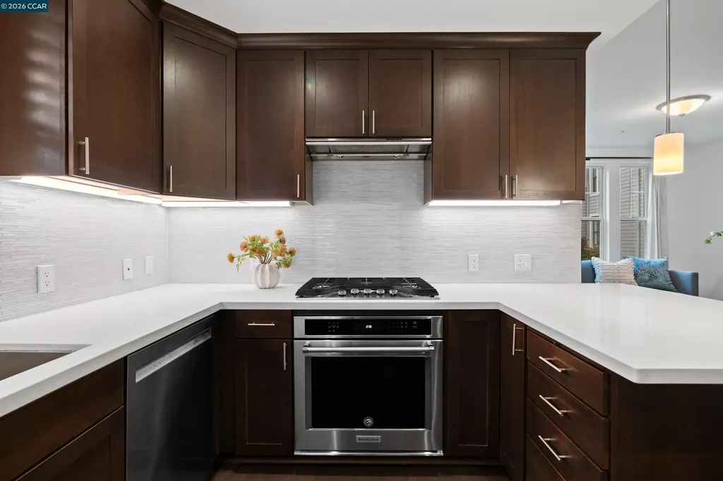 1000 Dewing Avenue Lafayette CA 94549
