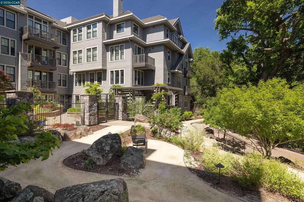 1000 Dewing Avenue Lafayette CA 94549