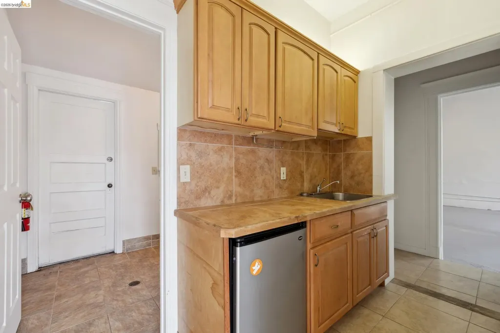 1718 Bancroft Way Berkeley CA 94703