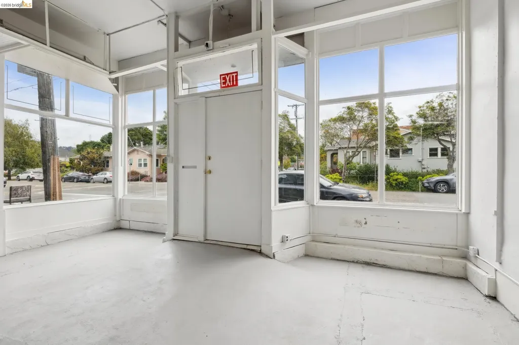1718 Bancroft Way Berkeley CA 94703