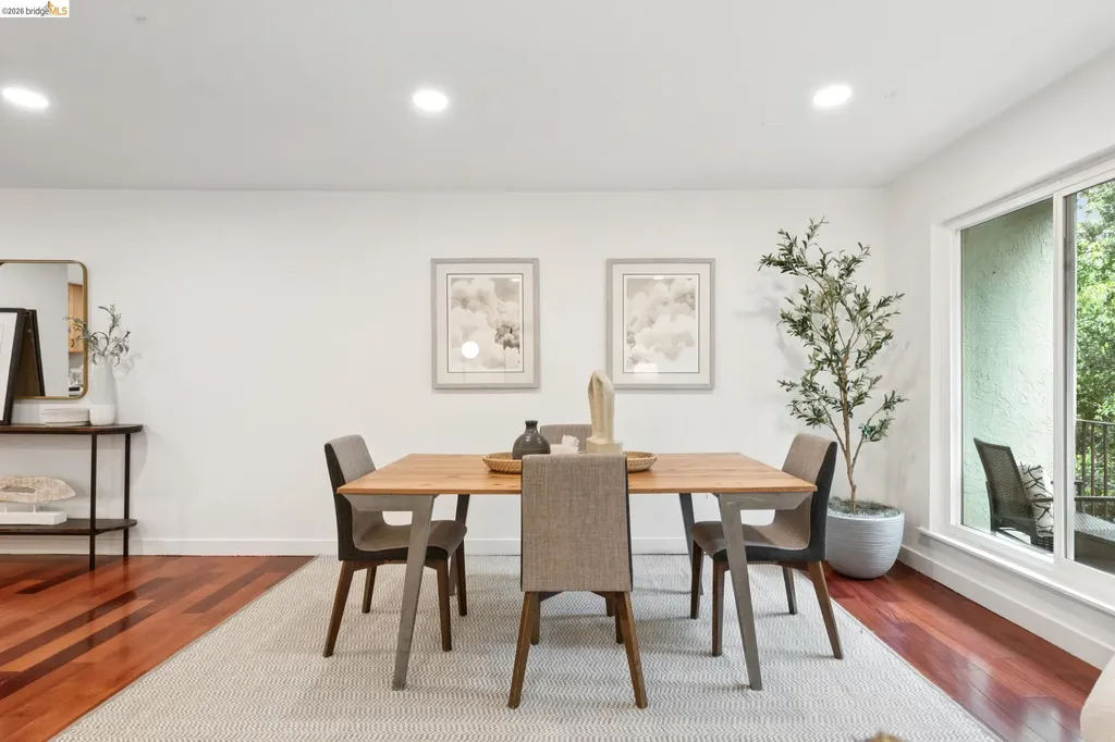 199 Montecito Avenue Oakland CA 94610