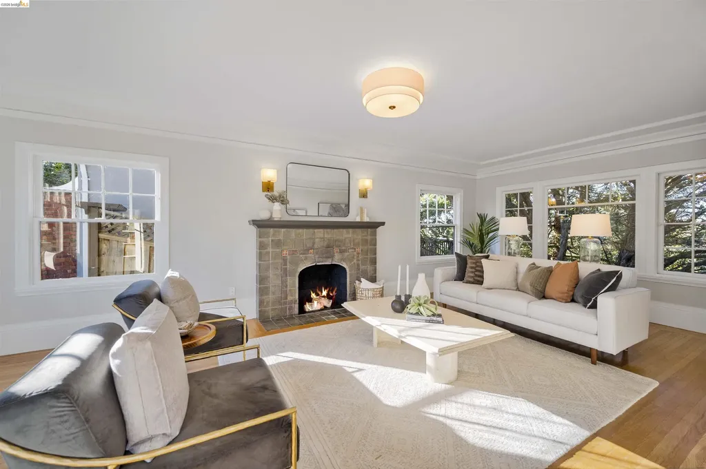 828 Alma Place Oakland CA 94610