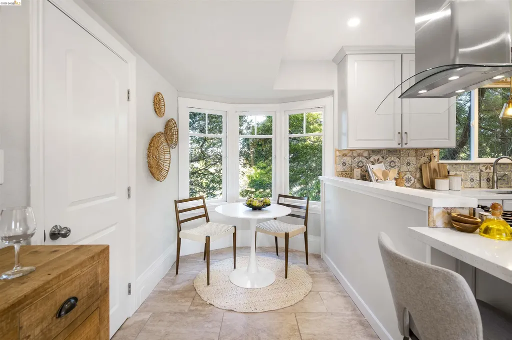 828 Alma Place Oakland CA 94610