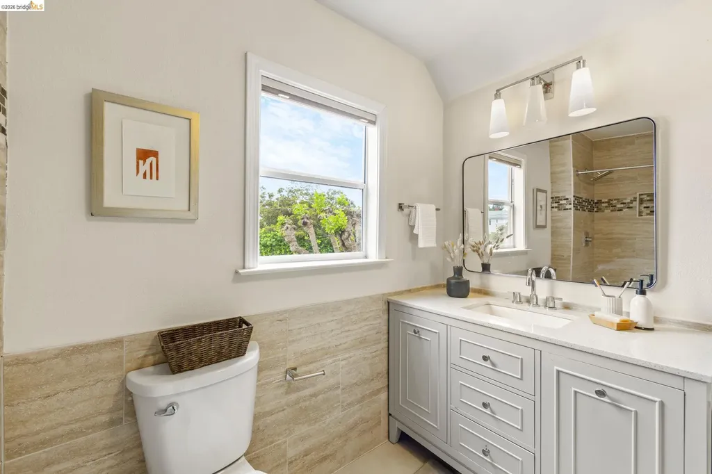 828 Alma Place Oakland CA 94610
