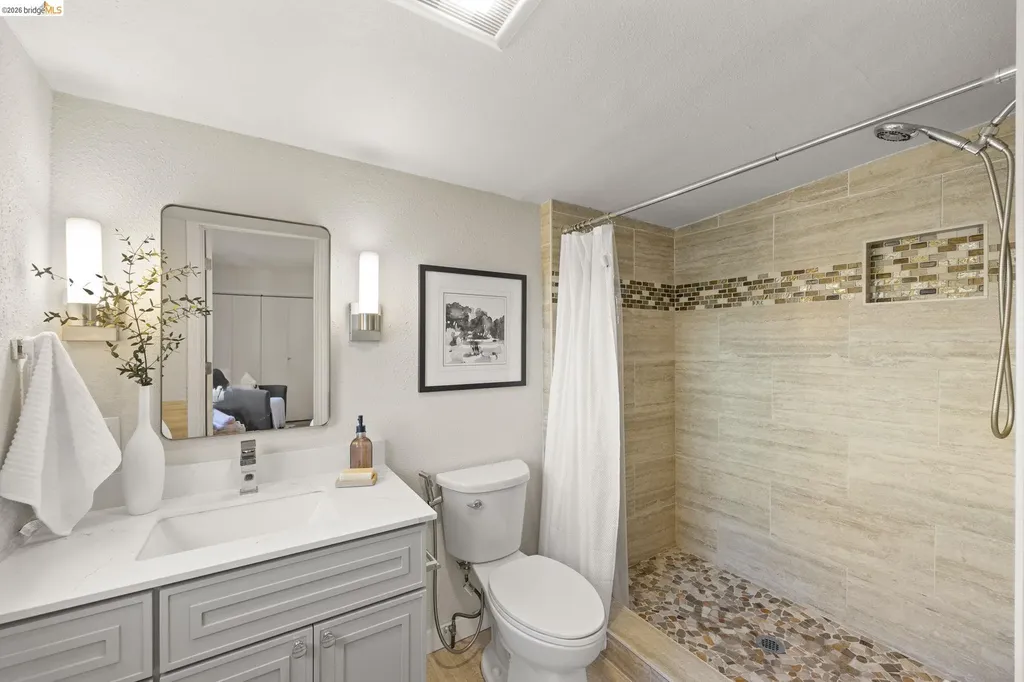 828 Alma Place Oakland CA 94610